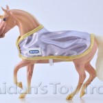 breyerclassicglitterandgem3
