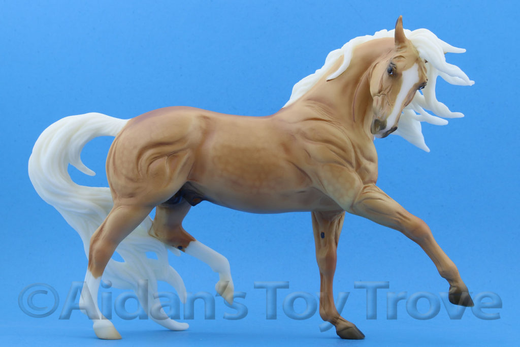 palomino breyer horse